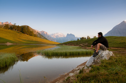 Riposo dopo corsa in montagna